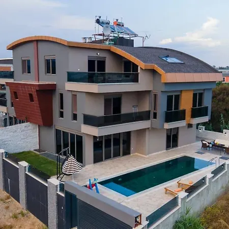 Luxury Villa With Private Pool Close To Lara Beach Antalya