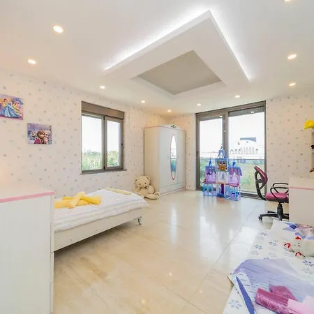 ヴィラ Luxury Villa With Private Pool Close To Lara Beach