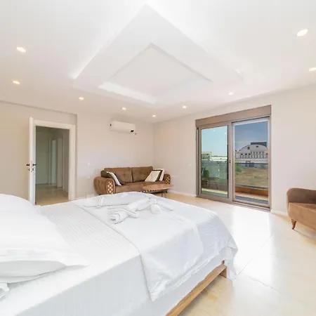 Luxury Villa With Private Pool Close To Lara Beach * Antalya